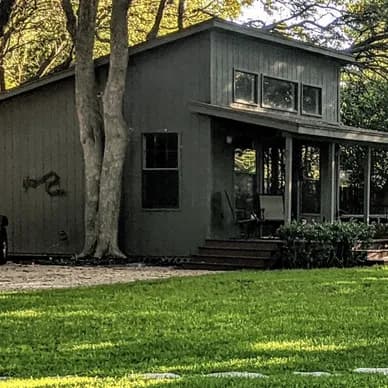 Cozy cottage in the trees